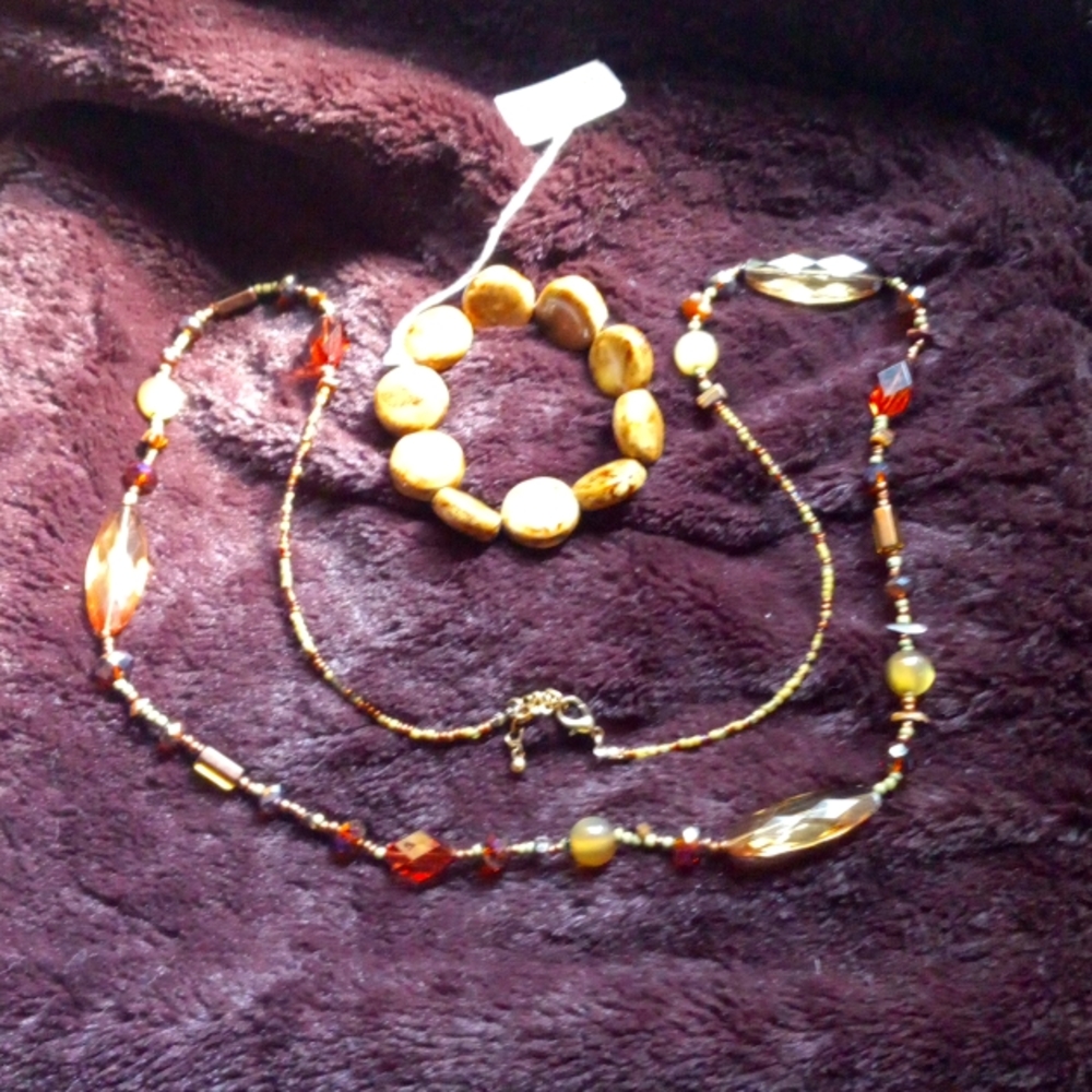 2 piece jewelry lot 33-H - Picture 1 of 7